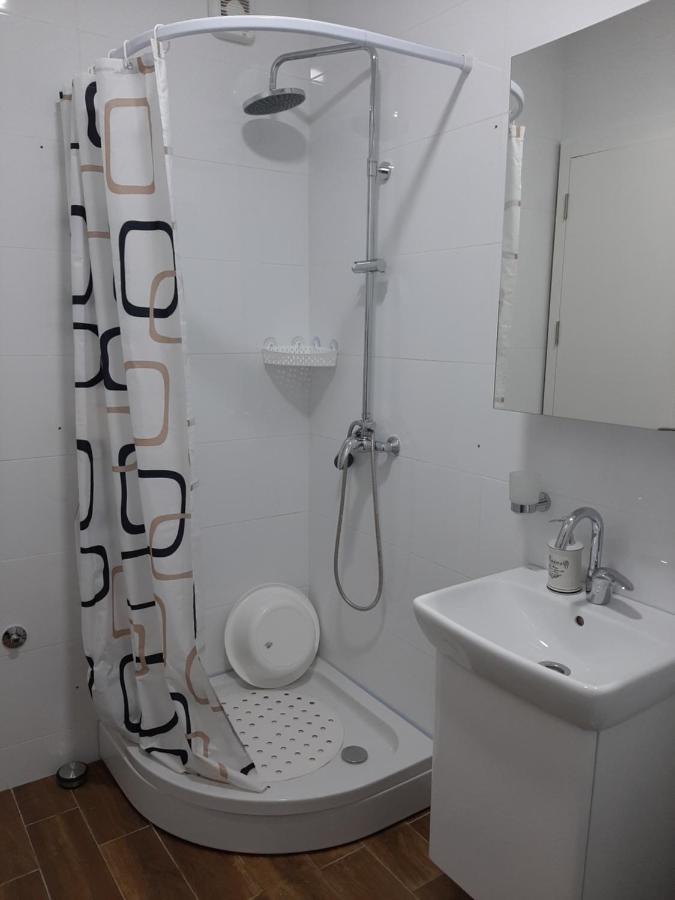 Apartman Viaggio Sremska Mitrovica Exterior foto