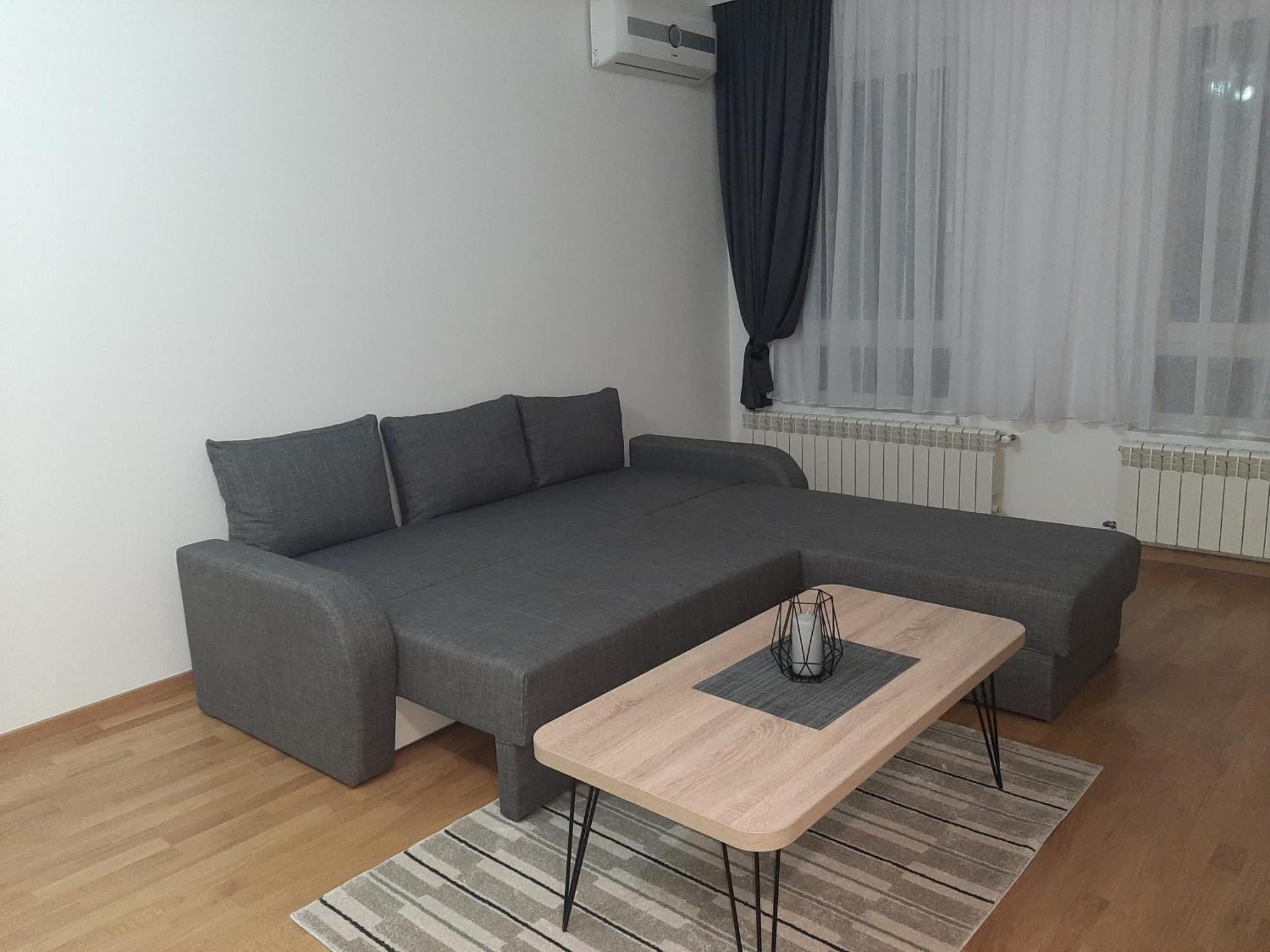 Apartman Viaggio Sremska Mitrovica Exterior foto